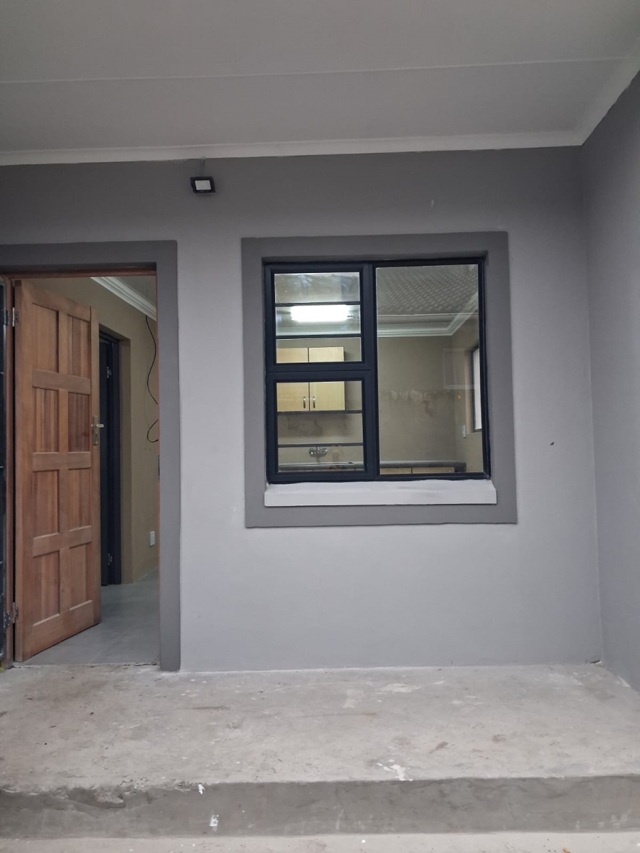 To Let 1 Bedroom Property for Rent in Buffalo Flats Eastern Cape